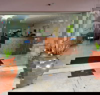 Mackellar Motel - Sunshine Coast Tourism