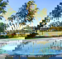 Cayman Quays - Holiday Sunshine Coast