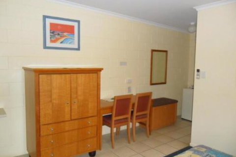 Nanango Antler Motel - Sunshine Coast Tourism 0
