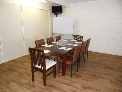 Nanango Antler Motel - Sunshine Coast Tourism 7