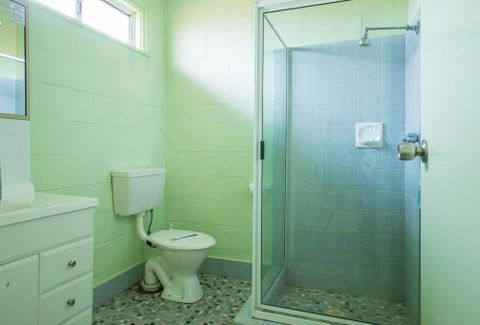 Artesian Motor Inn - Holiday Sunshine Coast 2