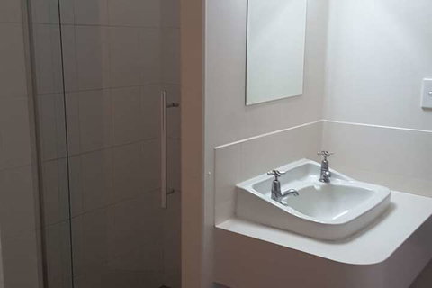 Motel 707 - Holiday Sunshine Coast 2