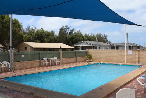 Belair Gardens Caravan Park - Holiday Sunshine Coast 0