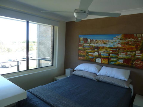 Montgomery Apartments - Holiday Sunshine Coast 4