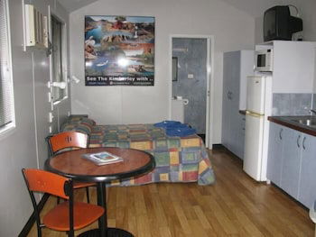 Ivanhoe Village Caravan Resort - Sunshine Coast Tourism 5