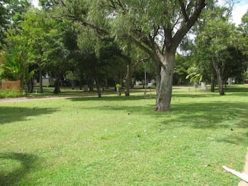 Ivanhoe Village Caravan Resort - Sunshine Coast Tourism 1