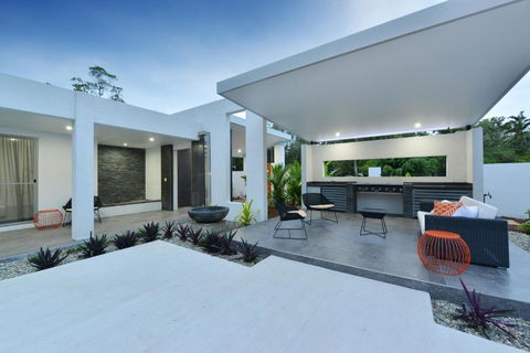 #2 Andrews â€“ Port Douglas - Sunshine Coast Tourism 2