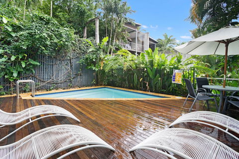 Port Douglas Cottage And Lodge - Sunshine Coast Tourism 2