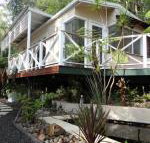 Eumundi Yacht Club B  B - Holiday Sunshine Coast