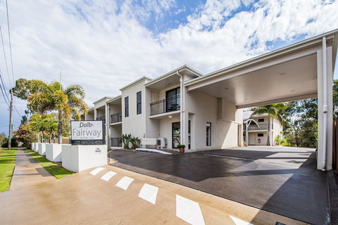 Dalby Fairway Motor Inn - Holiday Sunshine Coast 0