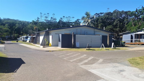 Agnes Water Beach Holidays - Holiday Sunshine Coast 0