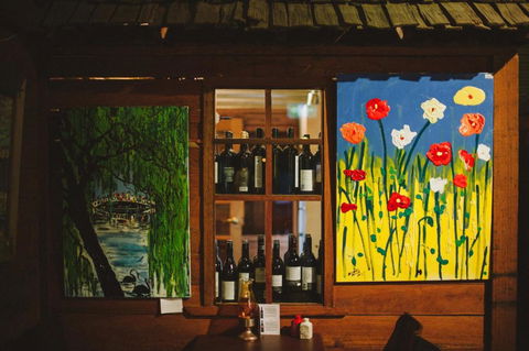 Gundaroo Colonial Inn - Holiday Sunshine Coast 7