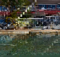 Anchorage - Holiday Sunshine Coast