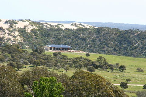 Almonta Park Lodge - Sunshine Coast Tourism 2
