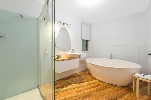 Dalrymples Guest Cottages - Holiday Sunshine Coast 3