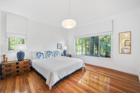 Dalrymples Guest Cottages - Holiday Sunshine Coast 1