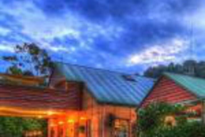 Bidgeemia NSW Holiday Sunshine Coast