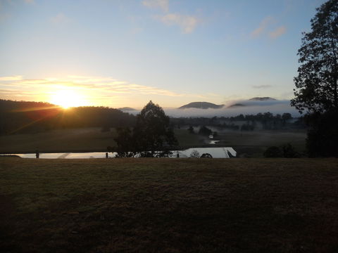 Yabbaloumba Retreat - Holiday Sunshine Coast 1