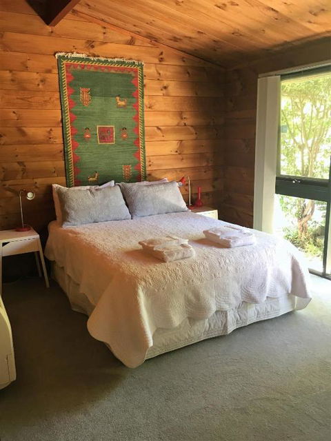 Hilltop - Holiday Sunshine Coast 4