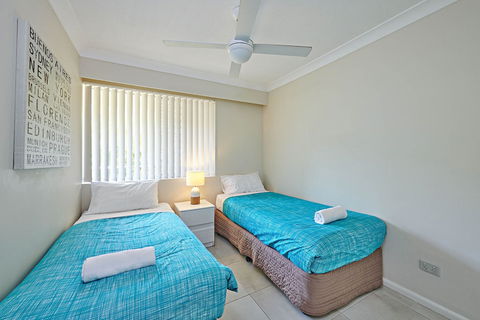 Cabarita Beachfront Apartments - Sunshine Coast Tourism 3