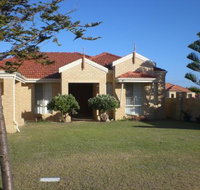 Port Bouvard Beach Holiday Home Mandurah - Sunshine Coast Tourism