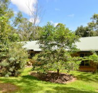 Bushland Cottages and Lodge - Sunshine Coast Tourism