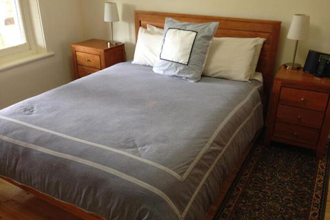 MacDonnell House Naracoorte - Holiday Sunshine Coast 3