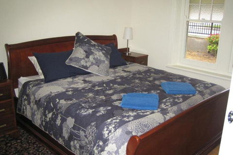 MacDonnell House Naracoorte - Holiday Sunshine Coast 6