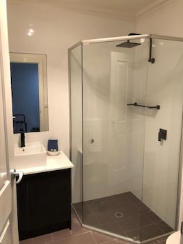 Port Boutique Accommodation - Sunshine Coast Tourism 5