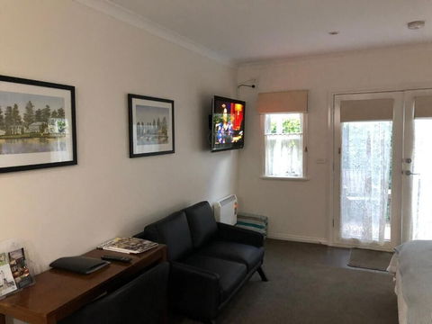 Port Boutique Accommodation - Sunshine Coast Tourism 1