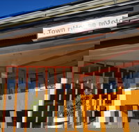 Town House Motor Inn - Sunshine Coast Tourism