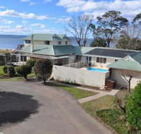 Bambra Reef Lodge - Sunshine Coast Tourism