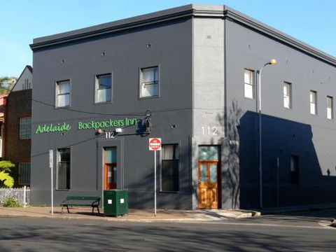 Adelaide Backpackers Inn - Holiday Sunshine Coast 0