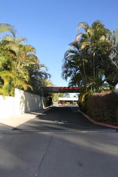 Emerald Highlands Motel - Holiday Sunshine Coast 4