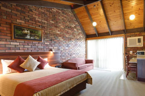 Belvoir Village Motel & Apartments Wodonga - Holiday Sunshine Coast 7