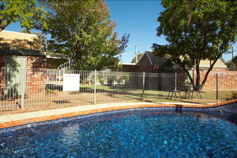Belvoir Village Motel & Apartments Wodonga - Holiday Sunshine Coast 1