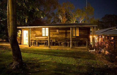 Hidden Valley Cabins - Sunshine Coast Tourism 3