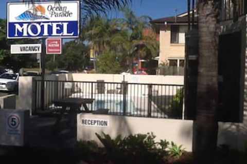Ocean Parade Motel - Holiday Sunshine Coast 0