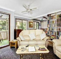 Wombats B  B Apartments - Sunshine Coast Tourism