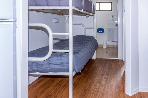 Wollongong Surf Leisure Resort - Holiday Sunshine Coast 4