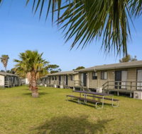 Wollongong Surf Leisure Resort - Holiday Sunshine Coast