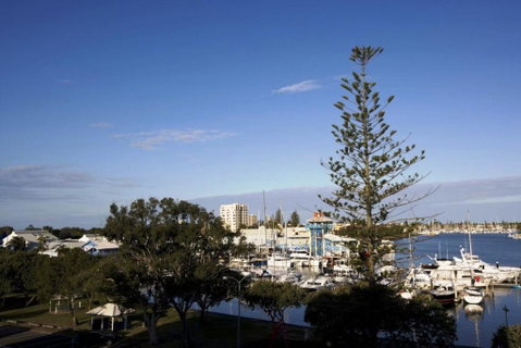 Riverdance Apartments - Sunshine Coast Tourism 1