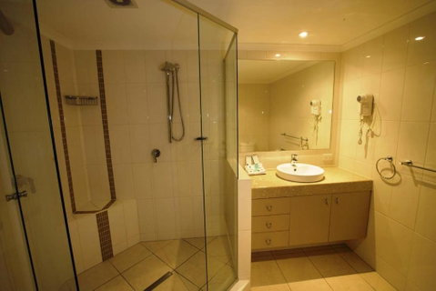 Riverdance Apartments - Sunshine Coast Tourism 4