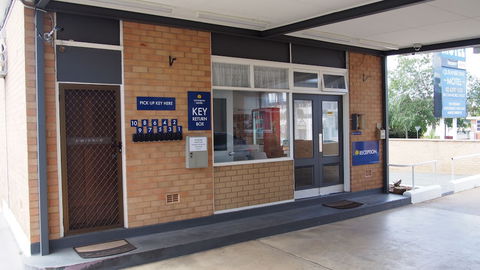 Queanbeyan Motel - Holiday Sunshine Coast 1