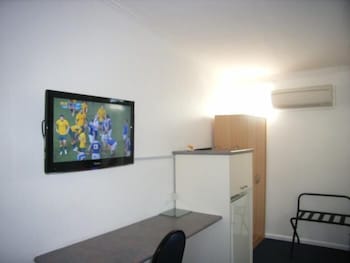 Bairnsdale Main Motel - Holiday Sunshine Coast 4