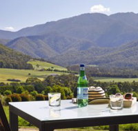 The Buckland Studio Retreat - Sunshine Coast Tourism