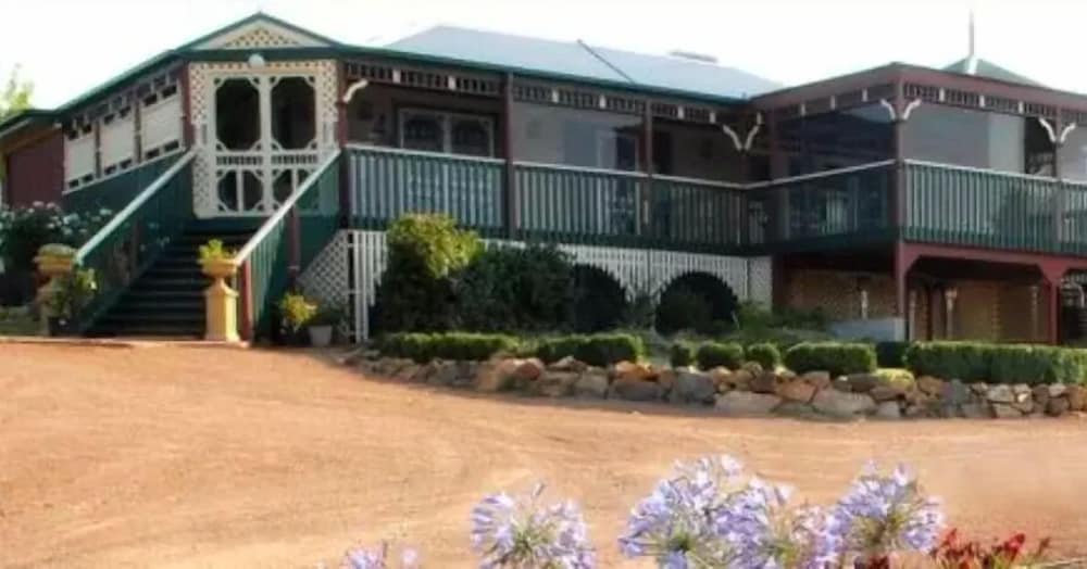 Hall ACT Sunshine Coast Tourism