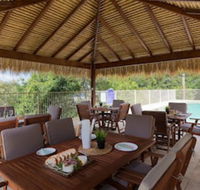 Jacaranda Cottages - Holiday Sunshine Coast