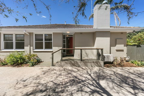 BOUTIQUE STAYS - Sandy Breeze 1 - Sunshine Coast Tourism 0