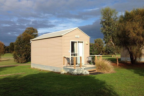 Kangaroo Island Cabins - Sunshine Coast Tourism 2